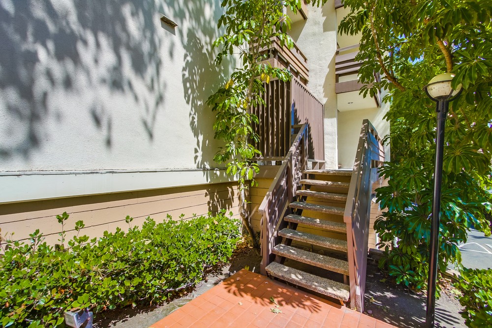 Virtual tour photo 5 of 27 for 1621 Hotel Cir S e130