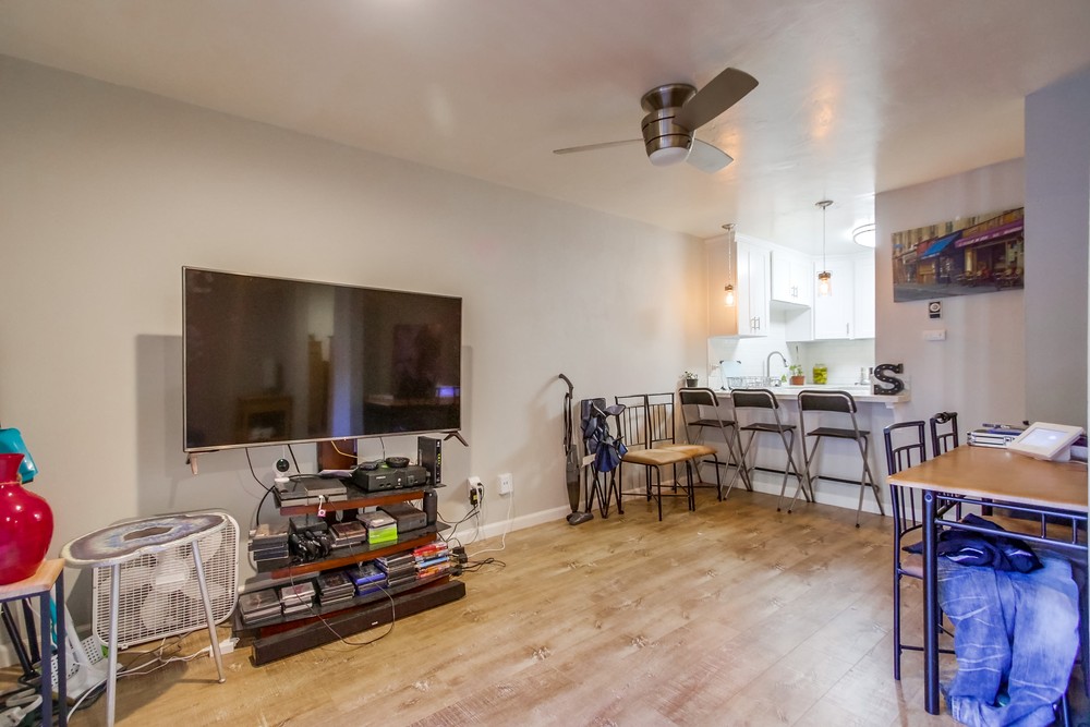 Virtual tour photo 14 of 27 for 1621 Hotel Cir S e130