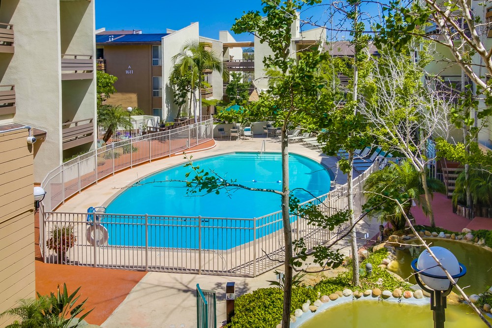 Virtual tour photo 28 of 27 for 1621 Hotel Cir S e130