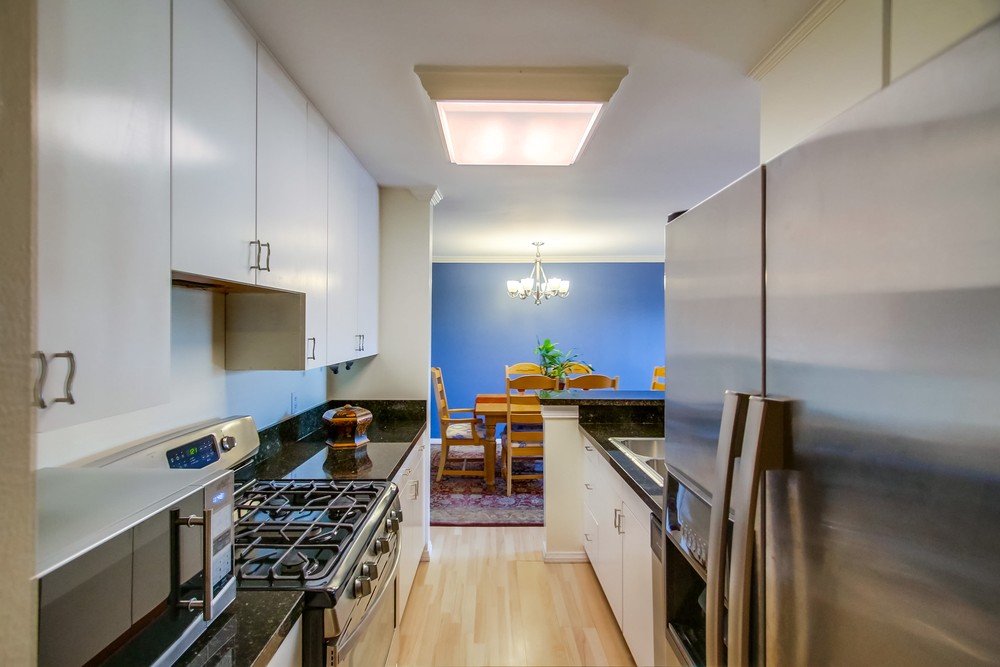 Virtual tour photo 7 of 43 for 1621 Hotel Cir S e210