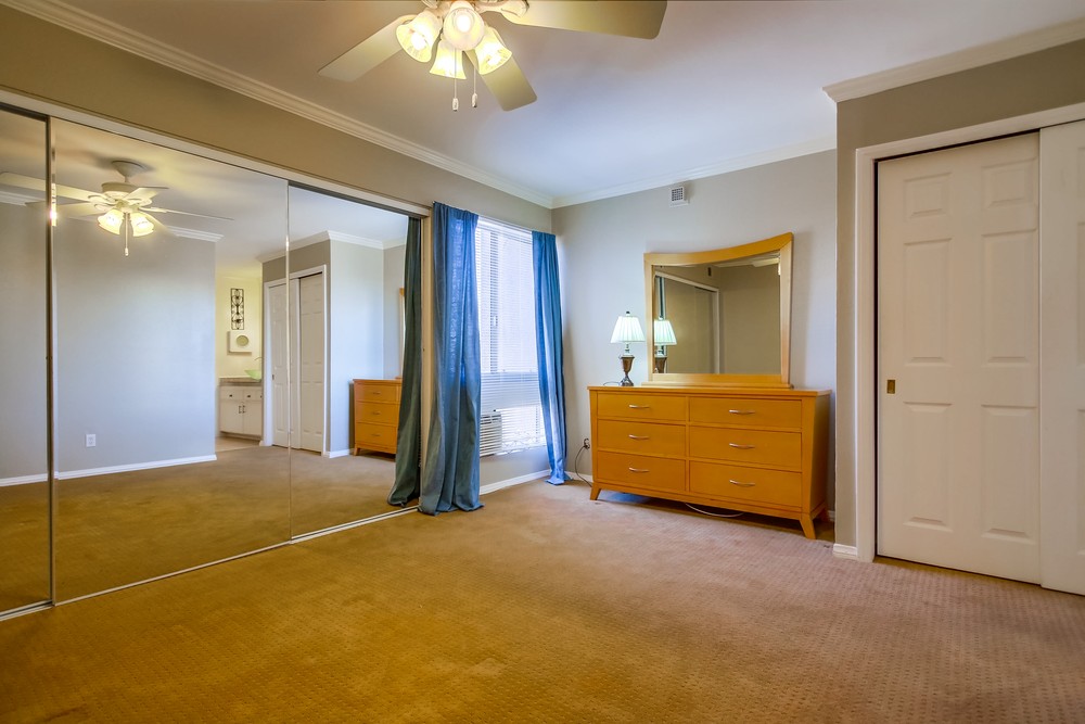 Virtual tour photo 26 of 43 for 1621 Hotel Cir S e210
