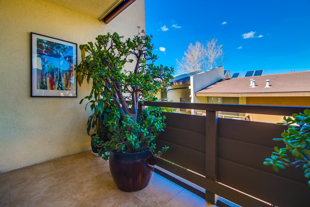Virtual tour photo 31 of 43 for 1621 Hotel Cir S e210