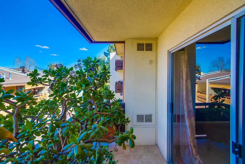 Virtual tour photo 34 of 43 for 1621 Hotel Cir S e210