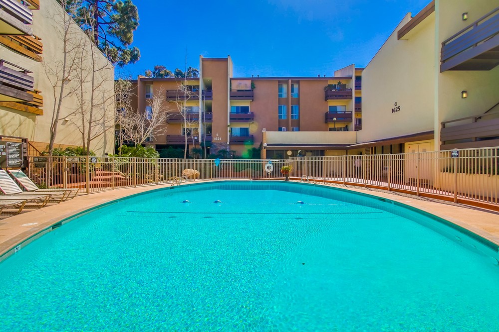 Virtual tour photo 38 of 43 for 1621 Hotel Cir S e210
