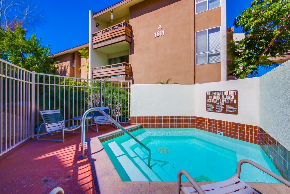 Virtual tour photo 39 of 43 for 1621 Hotel Cir S e210