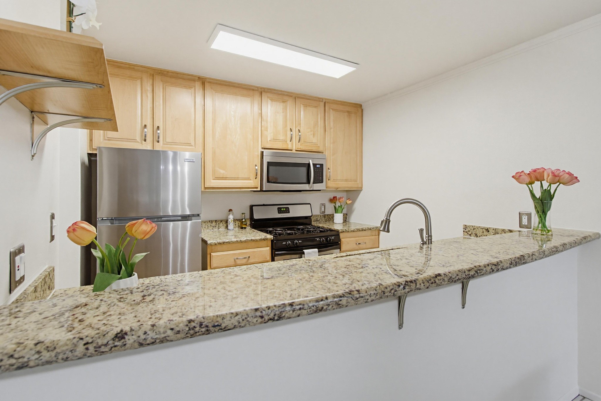 Virtual tour photo 11 of 56 for 1621 Hotel Cir S Unit E231