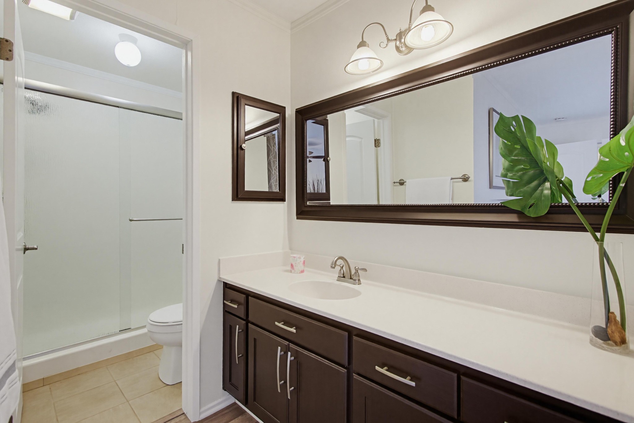 Virtual tour photo 23 of 56 for 1621 Hotel Cir S Unit E231