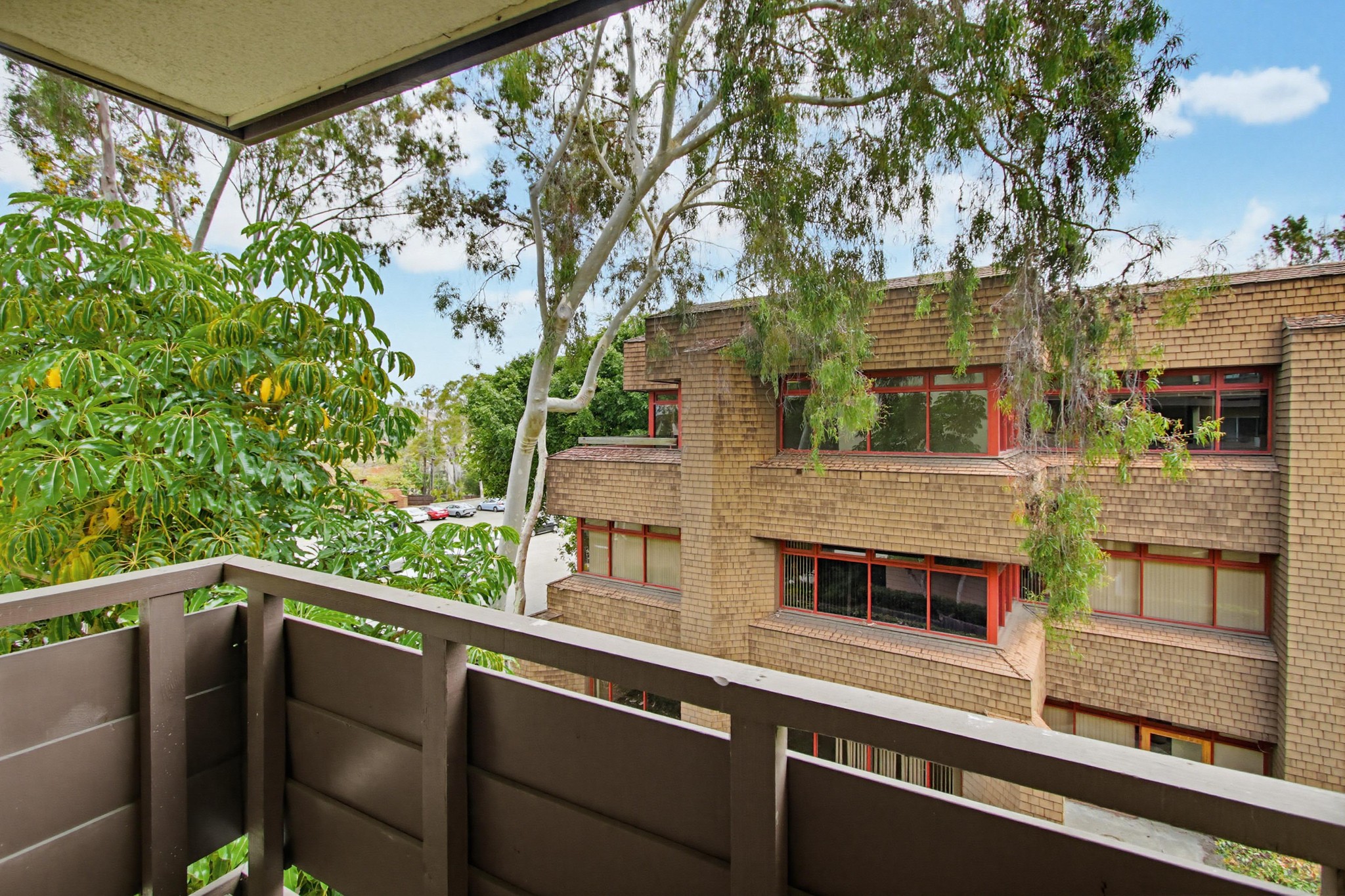 Virtual tour photo 25 of 56 for 1621 Hotel Cir S Unit E231