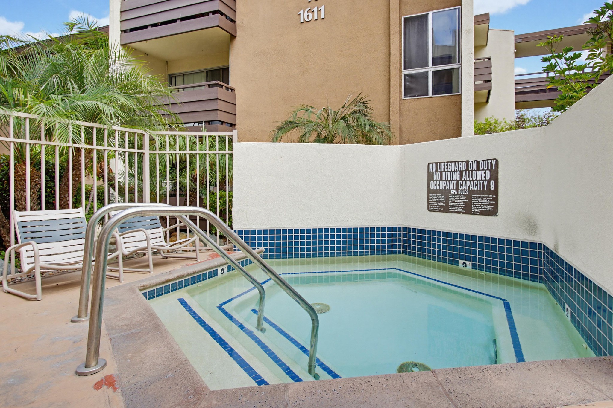 Virtual tour photo 34 of 56 for 1621 Hotel Cir S Unit E231
