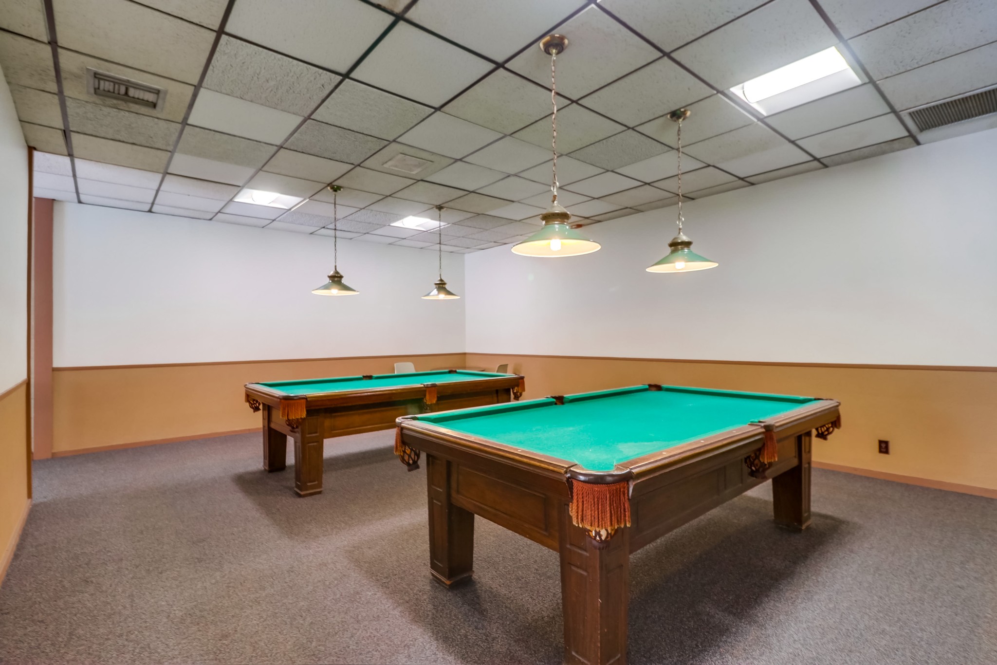 Virtual tour photo 49 of 56 for 1621 Hotel Cir S Unit E231