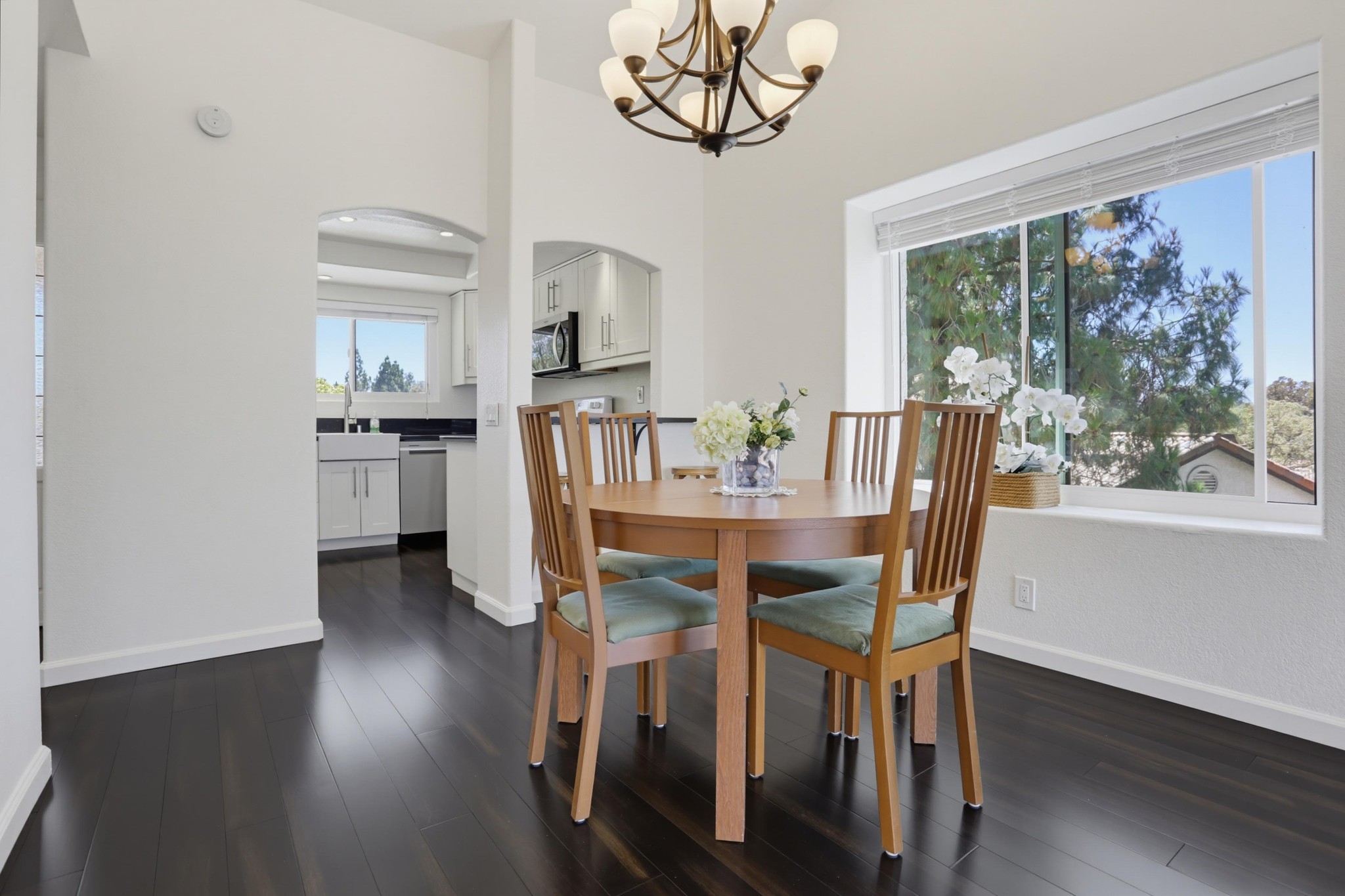 Virtual tour photo 12 of 42 for 16238 Av. Venusto Unit E