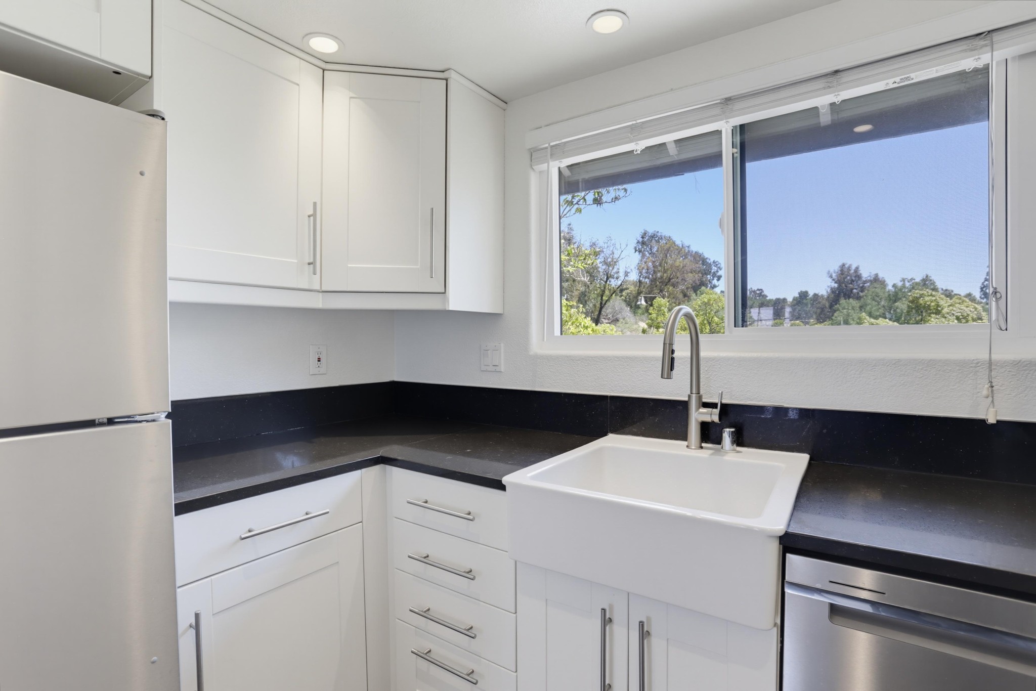 Virtual tour photo 17 of 42 for 16238 Av. Venusto Unit E