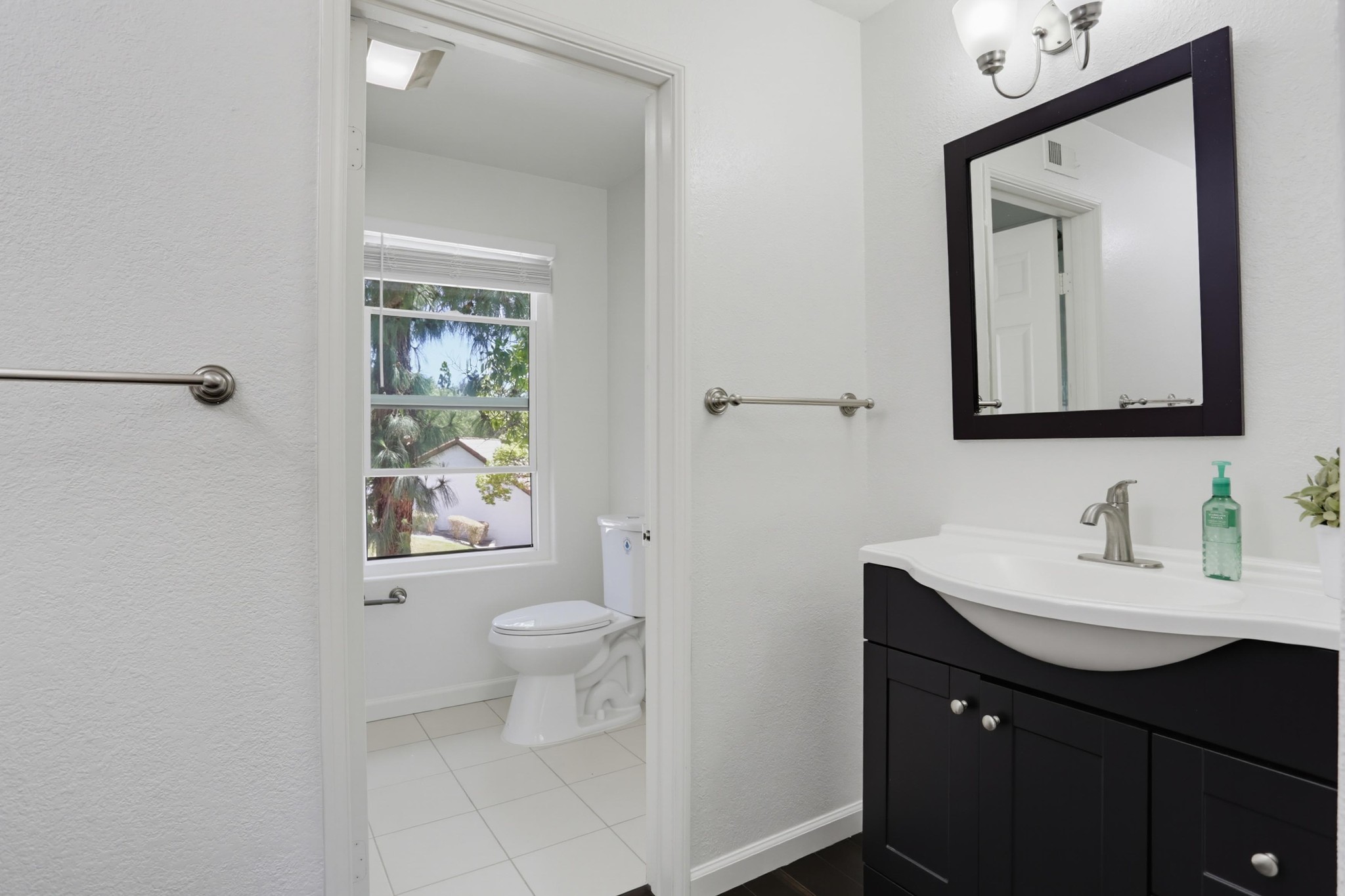 Virtual tour photo 31 of 42 for 16238 Av. Venusto Unit E