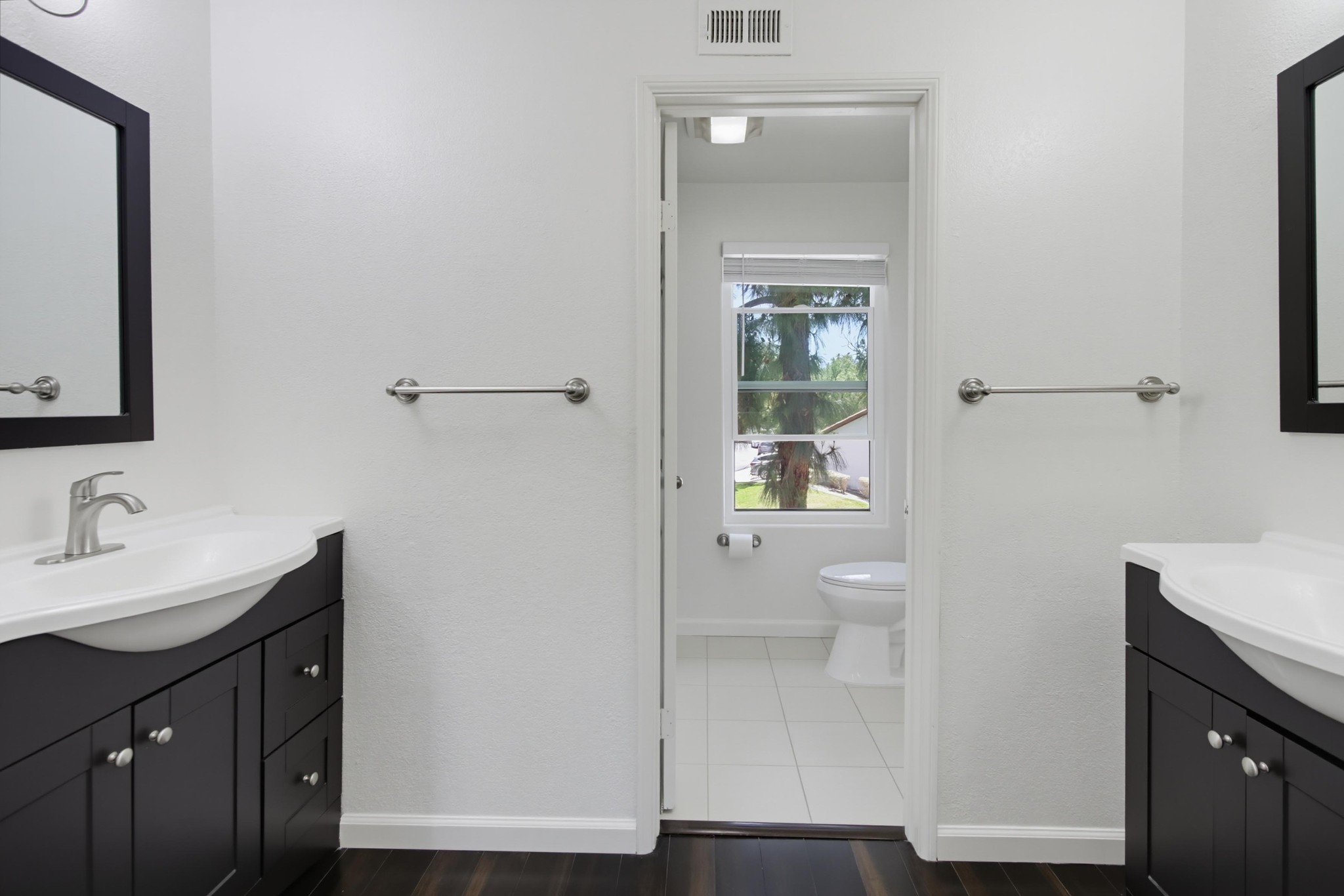 Virtual tour photo 38 of 47 for 16238 Av. Venusto Unit E