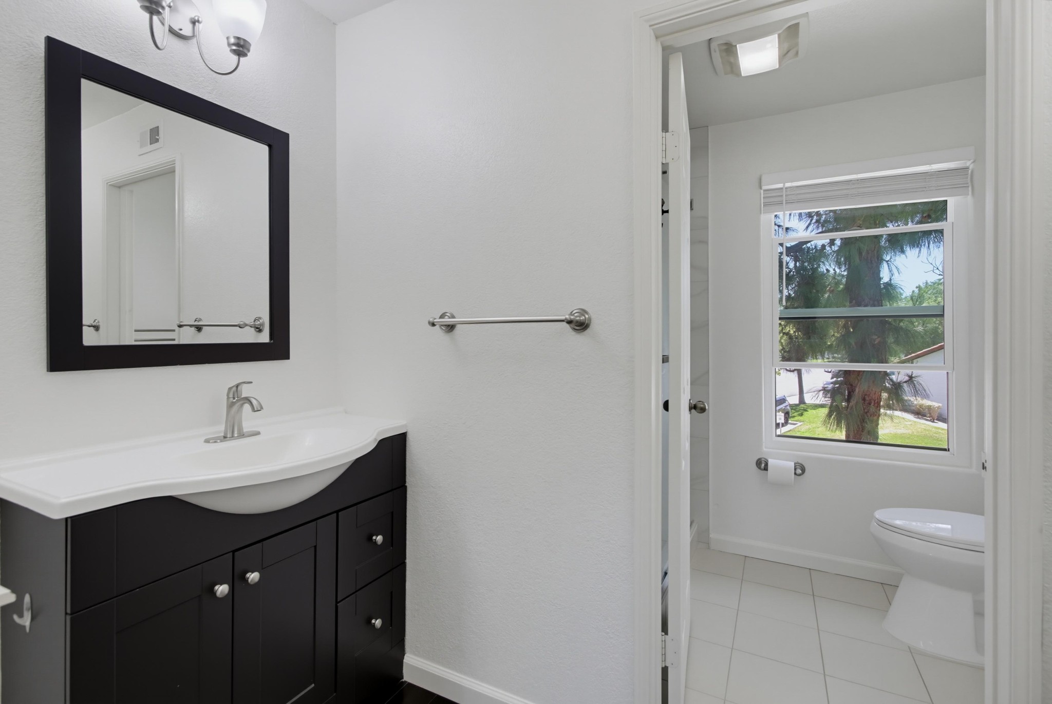 Virtual tour photo 40 of 47 for 16238 Av. Venusto Unit E