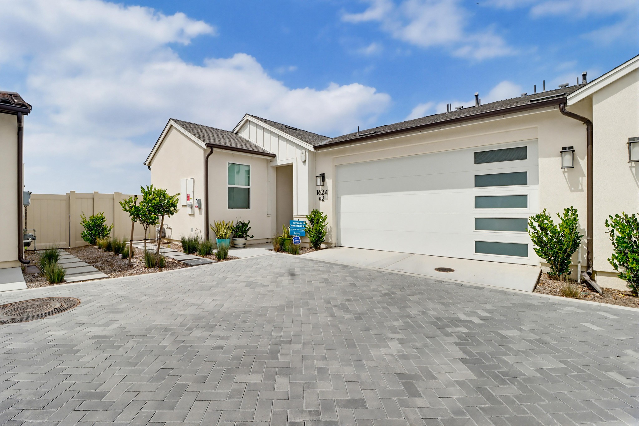 Virtual tour photo 3 of 47 for 1624 Calle Oxton