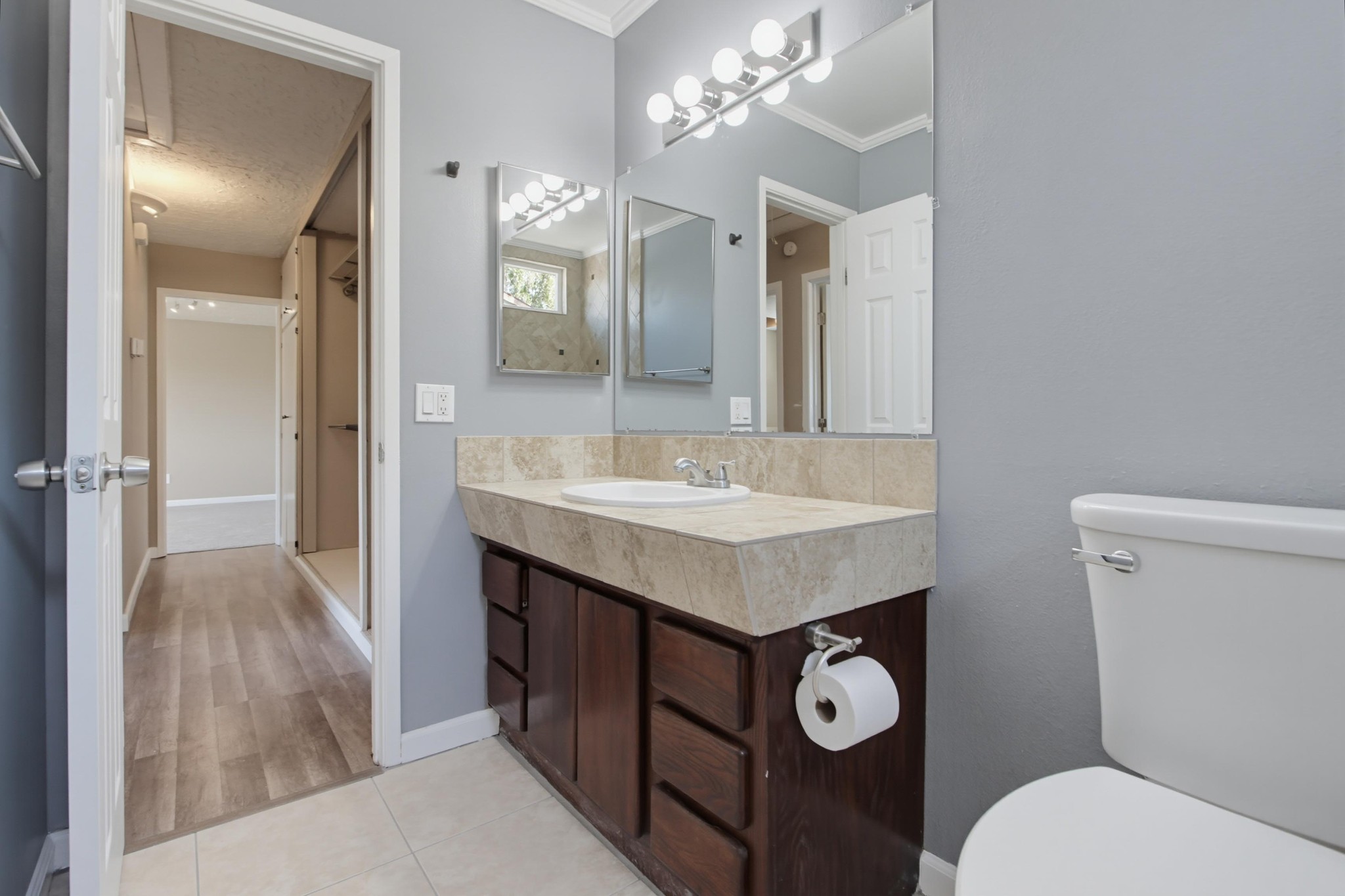 Virtual tour photo 21 of 37 for 1626 Rue De Valle