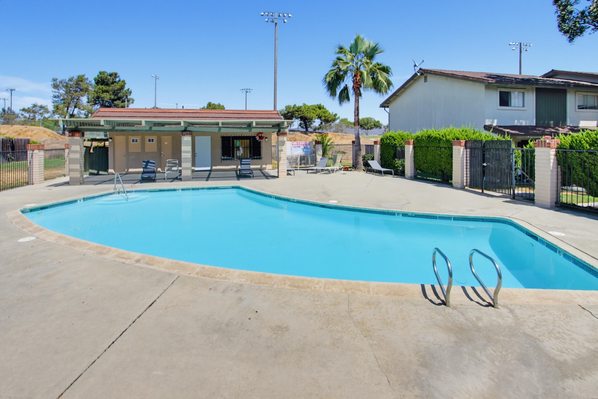 Virtual tour photo 36 of 37 for 1626 Rue De Valle