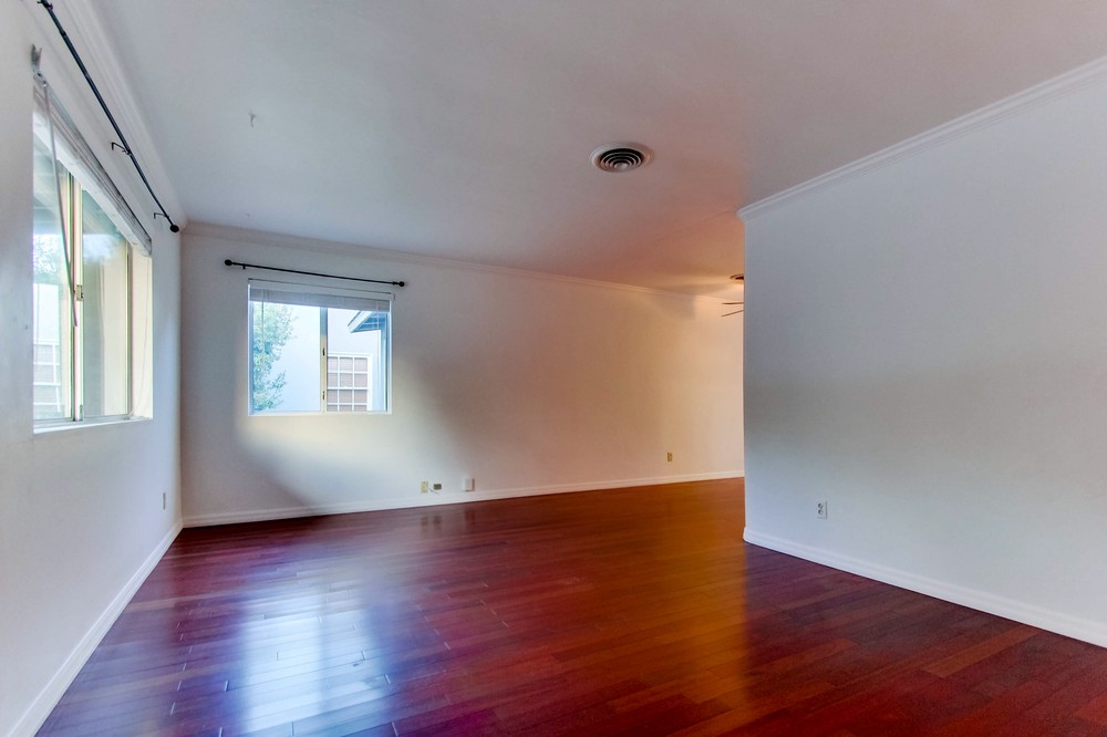 Virtual tour photo 6 of 50 for 1627 Catalina Boulevard