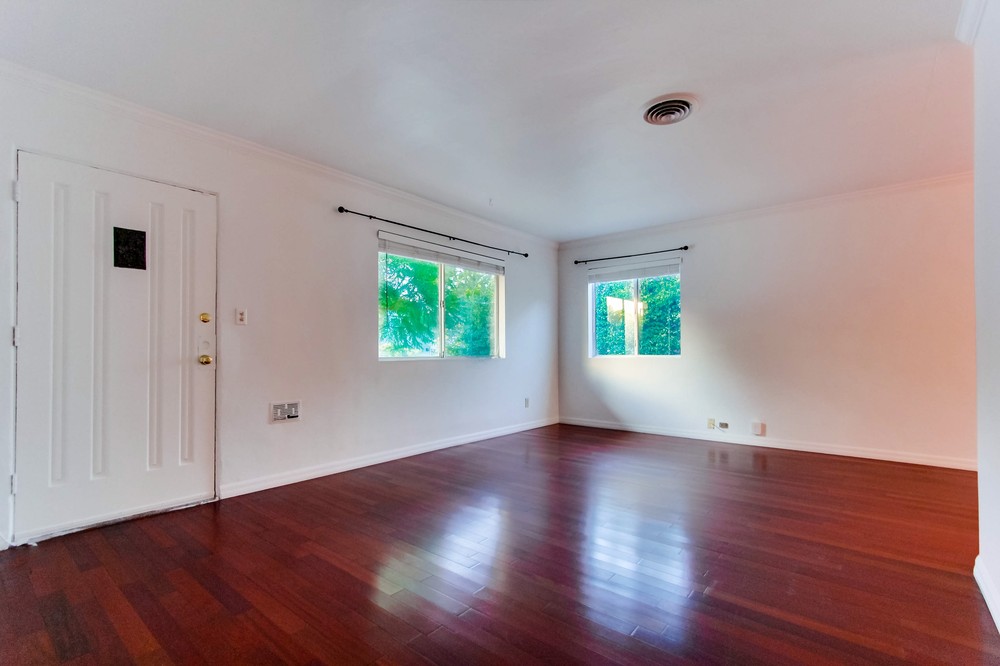 Virtual tour photo 7 of 50 for 1627 Catalina Boulevard