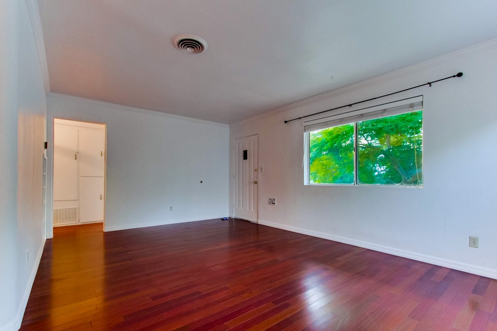 Virtual tour photo 8 of 50 for 1627 Catalina Boulevard
