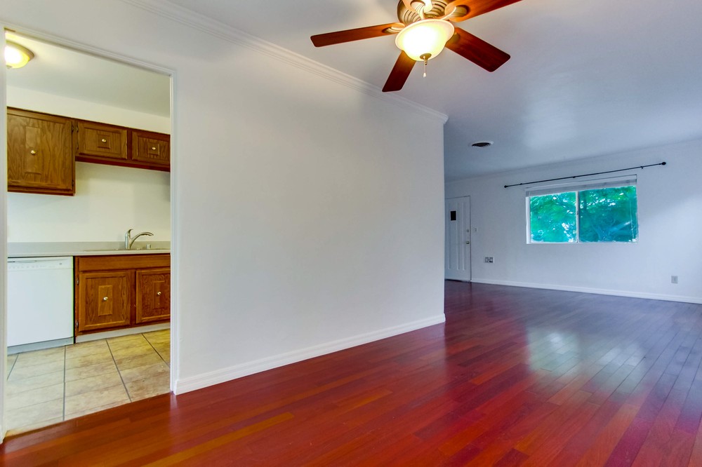 Virtual tour photo 11 of 50 for 1627 Catalina Boulevard