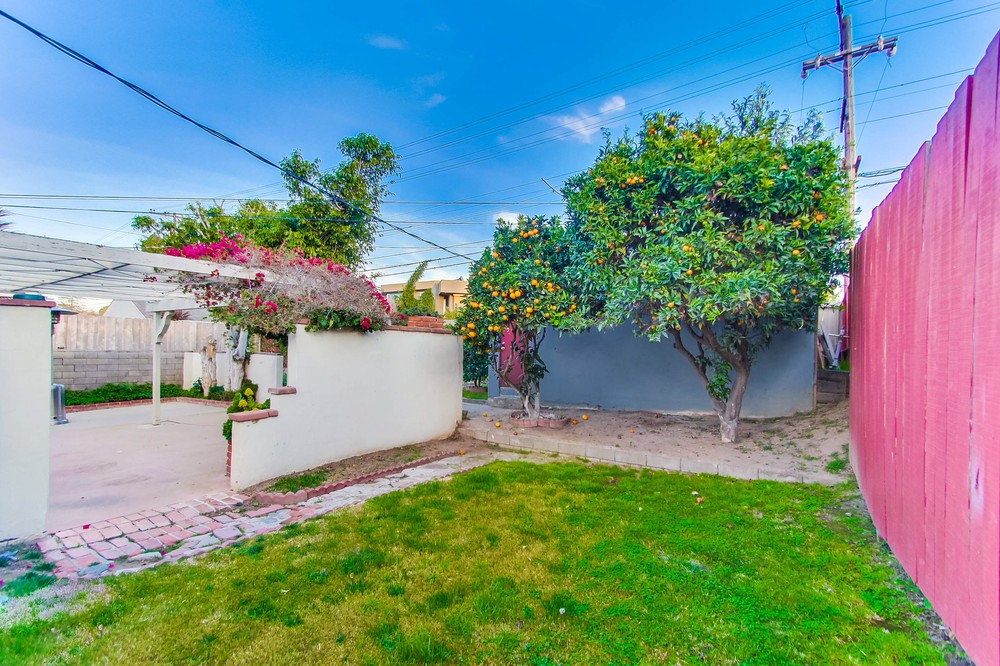 Virtual tour photo 29 of 50 for 1627 Catalina Boulevard