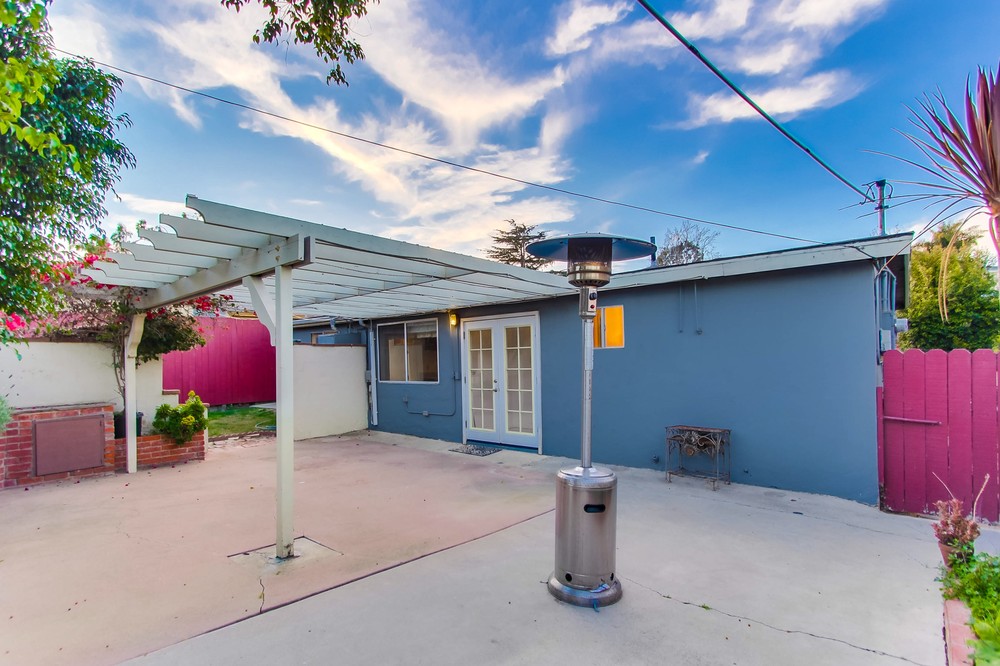 Virtual tour photo 33 of 50 for 1627 Catalina Boulevard