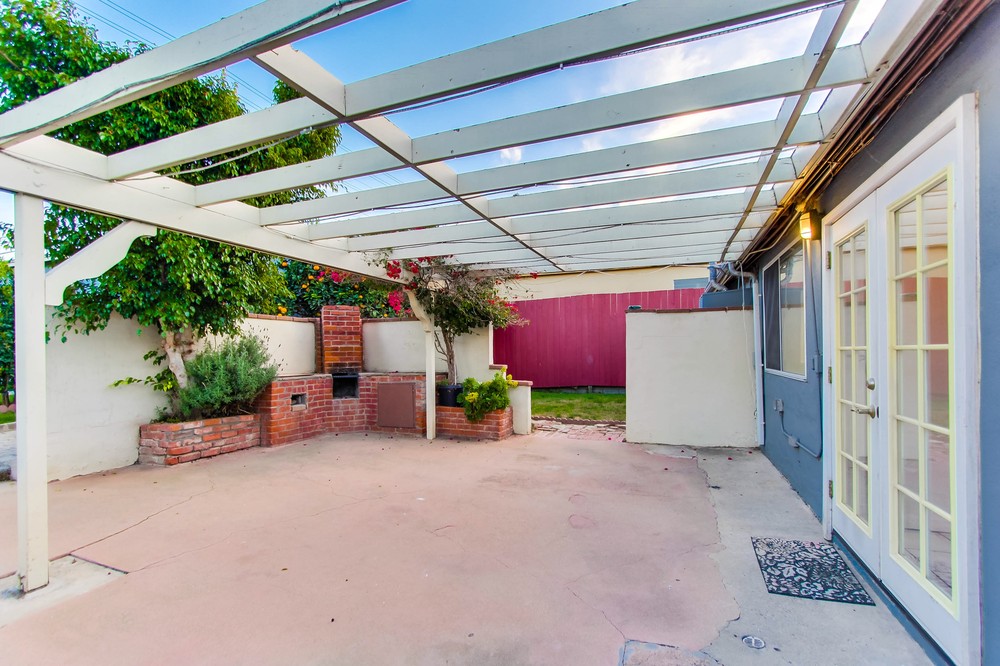 Virtual tour photo 34 of 50 for 1627 Catalina Boulevard