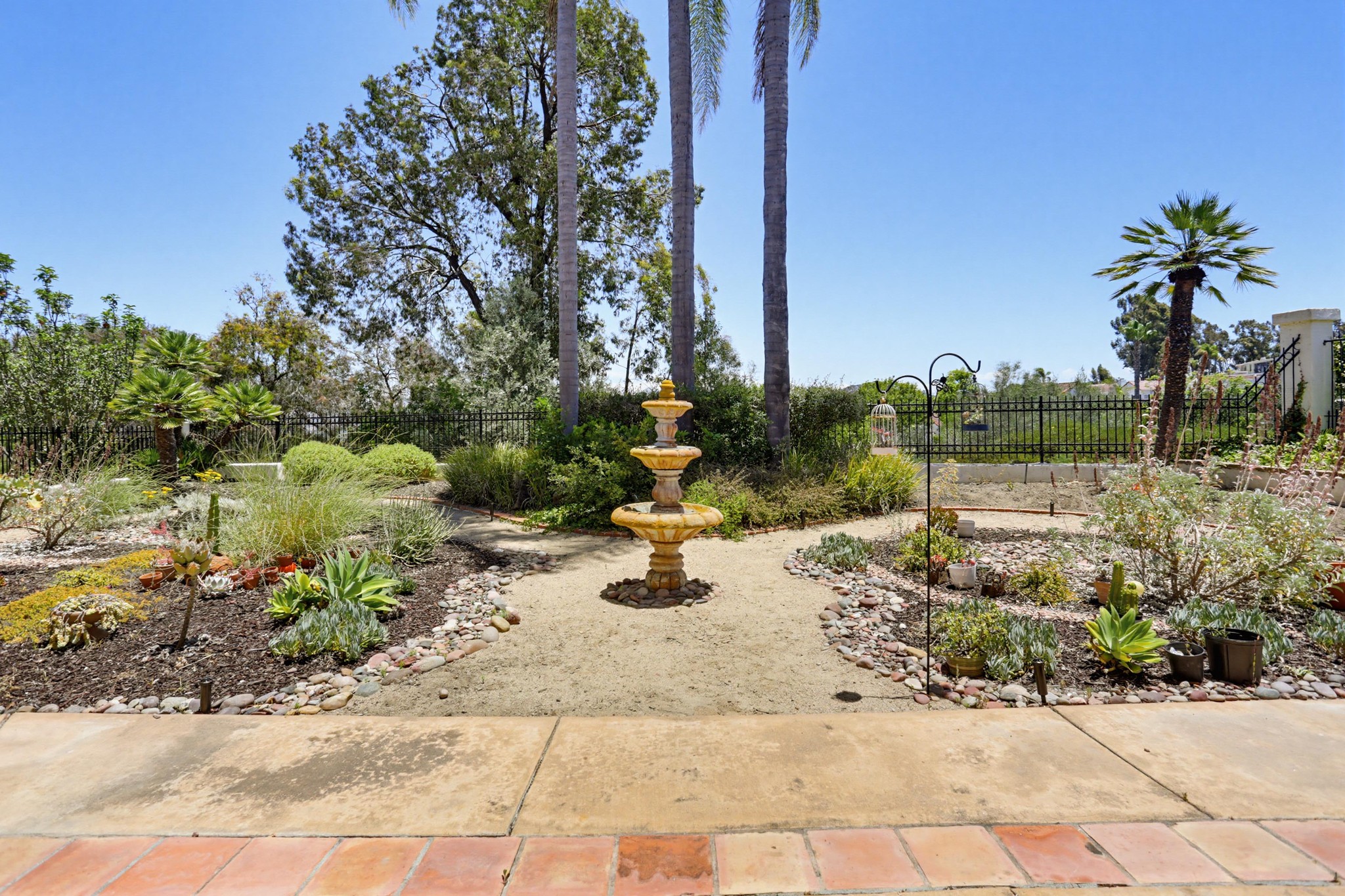 Virtual tour photo 41 of 47 for 16279 Via Embeleso