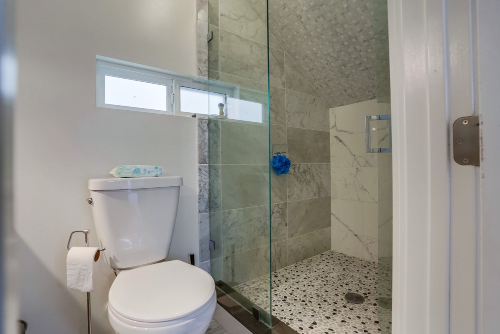 Virtual tour photo 27 of 32 for 1629 Polk Ave