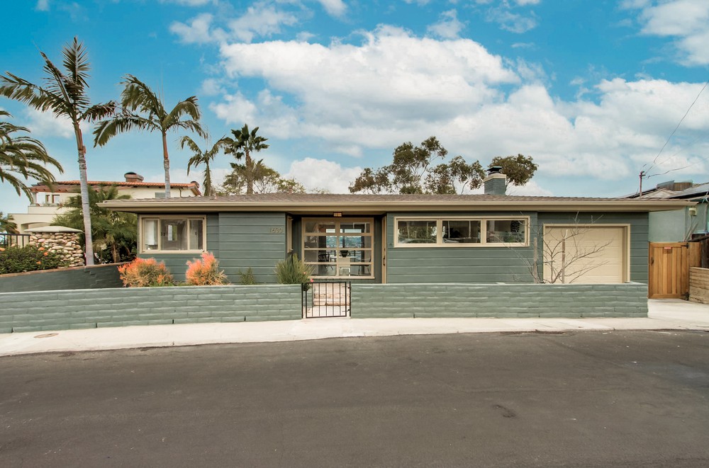 Virtual tour photo 1 of 62 for 1630 Mission Cliff Dr