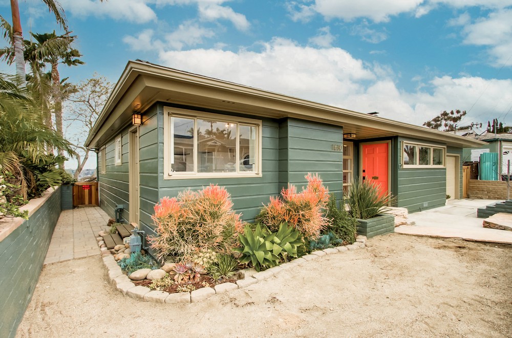 Virtual tour photo 7 of 62 for 1630 Mission Cliff Dr