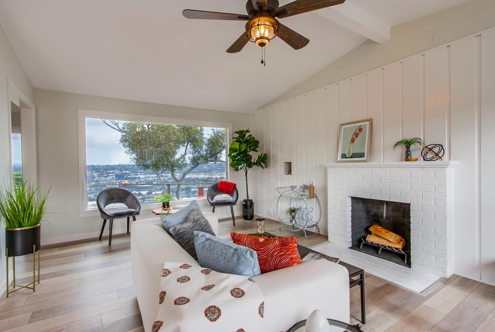 Virtual tour photo 11 of 62 for 1630 Mission Cliff Dr