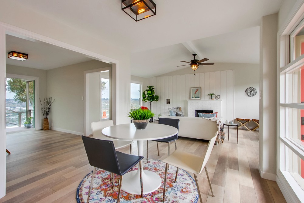 Virtual tour photo 17 of 62 for 1630 Mission Cliff Dr