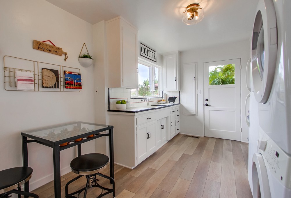 Virtual tour photo 24 of 62 for 1630 Mission Cliff Dr