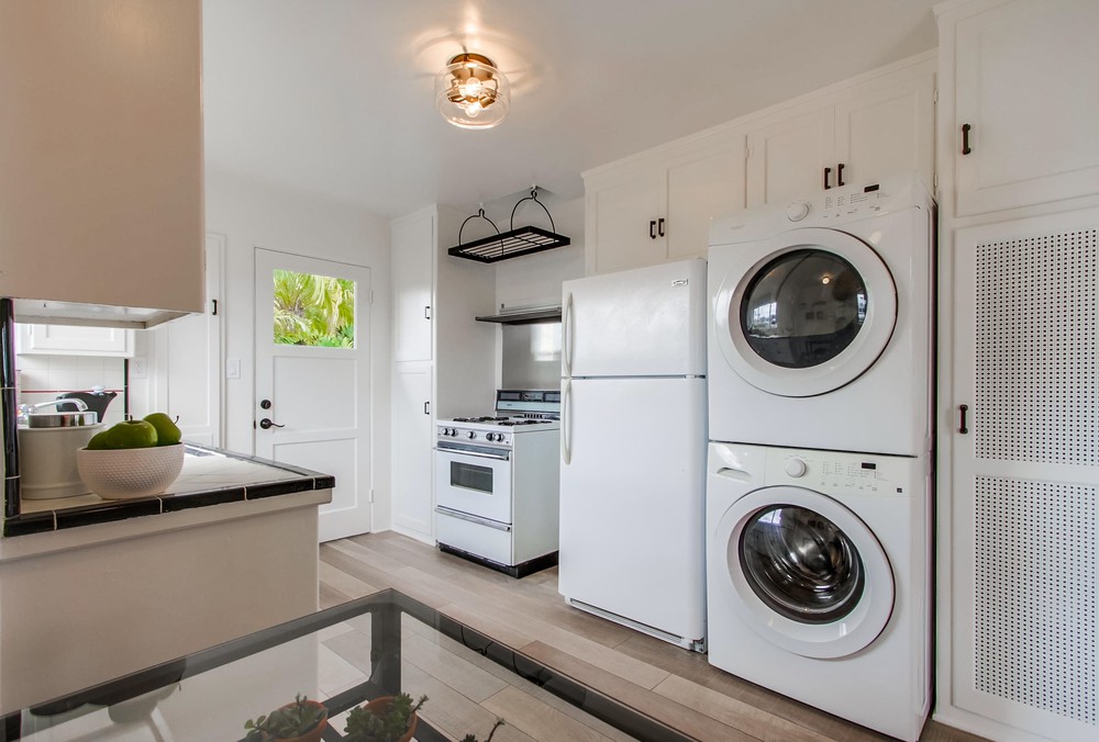 Virtual tour photo 25 of 62 for 1630 Mission Cliff Dr