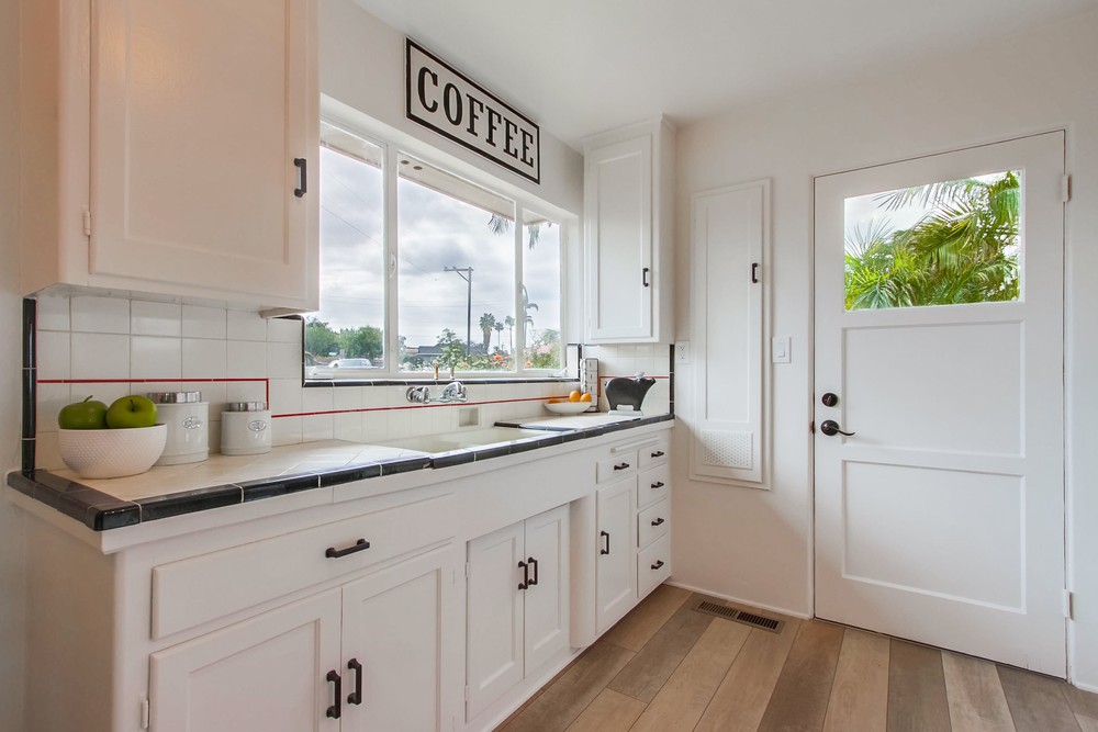 Virtual tour photo 28 of 62 for 1630 Mission Cliff Dr
