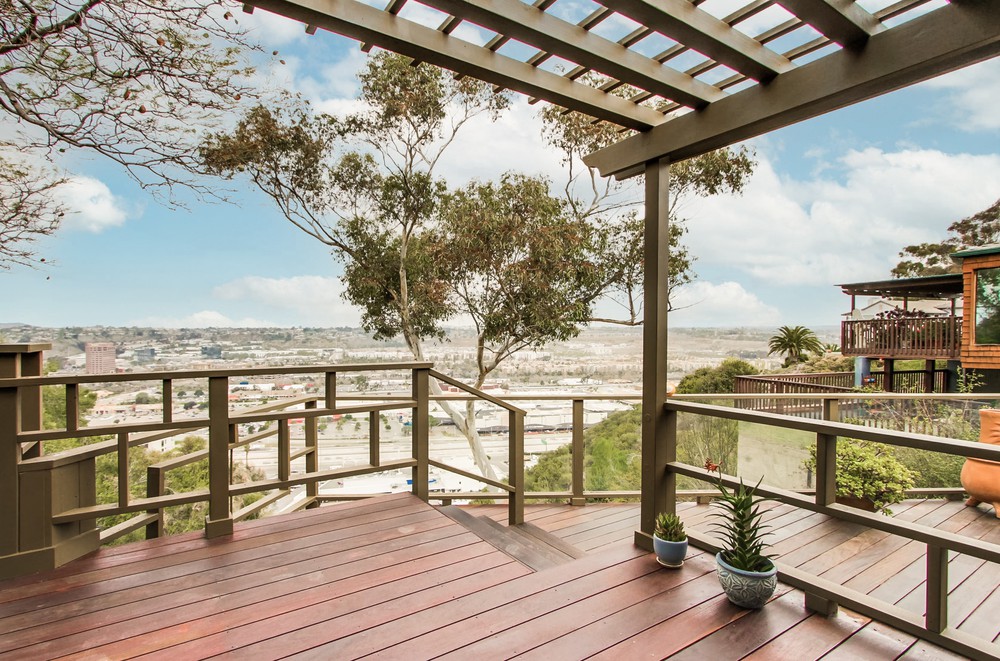 Virtual tour photo 52 of 62 for 1630 Mission Cliff Dr