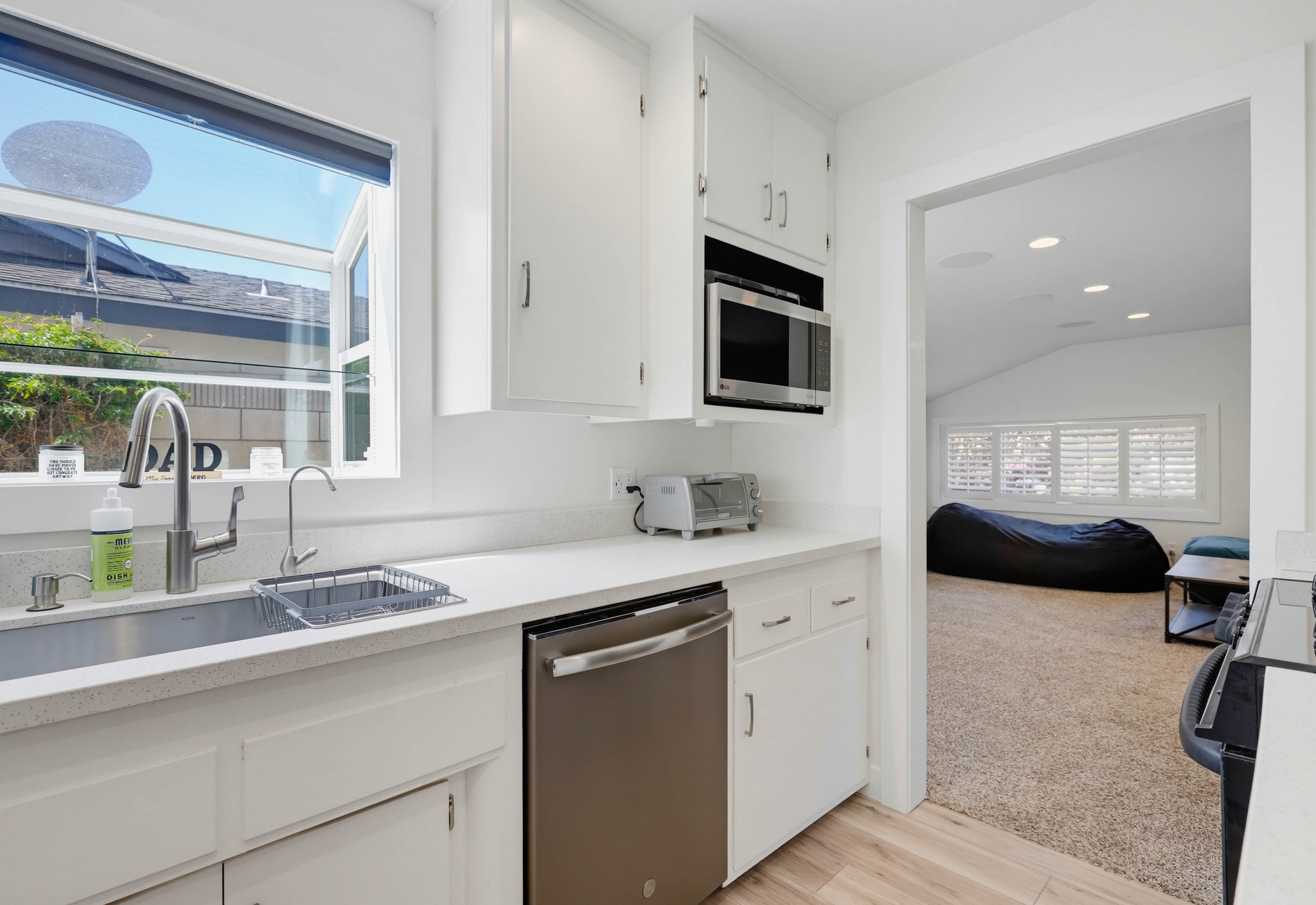 Virtual tour photo 24 of 73 for 16302 Nassau Ln