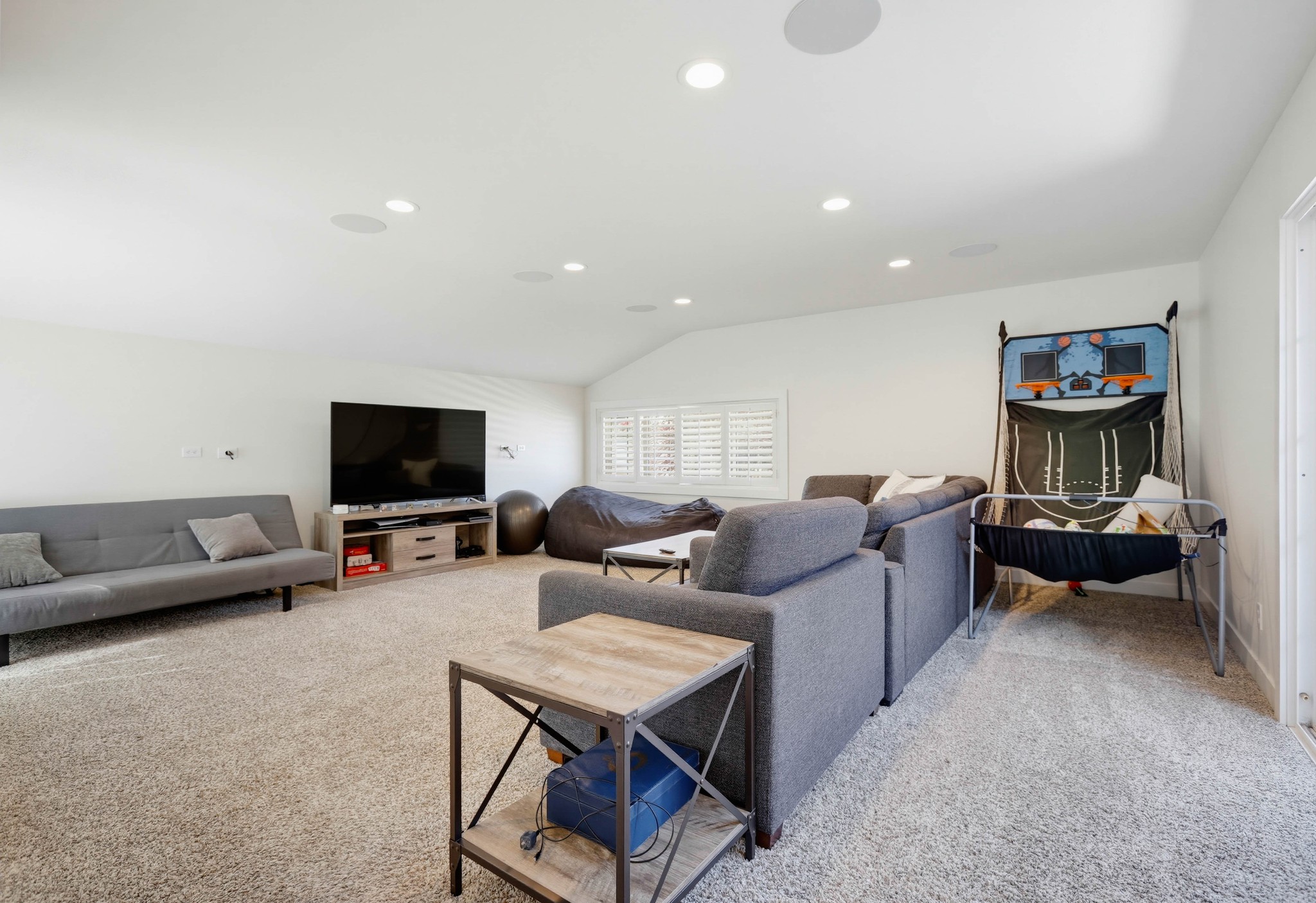 Virtual tour photo 29 of 73 for 16302 Nassau Ln