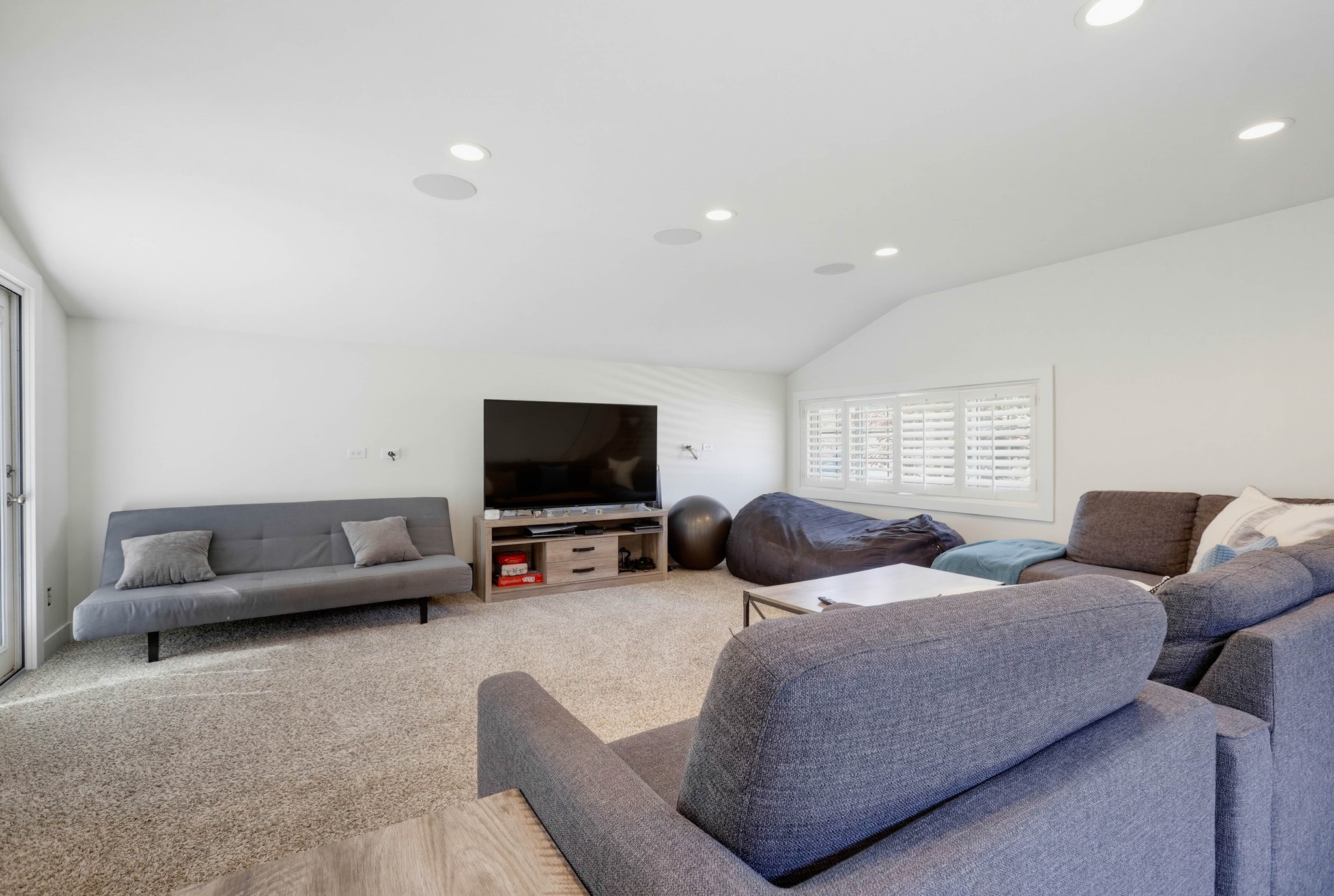 Virtual tour photo 30 of 73 for 16302 Nassau Ln