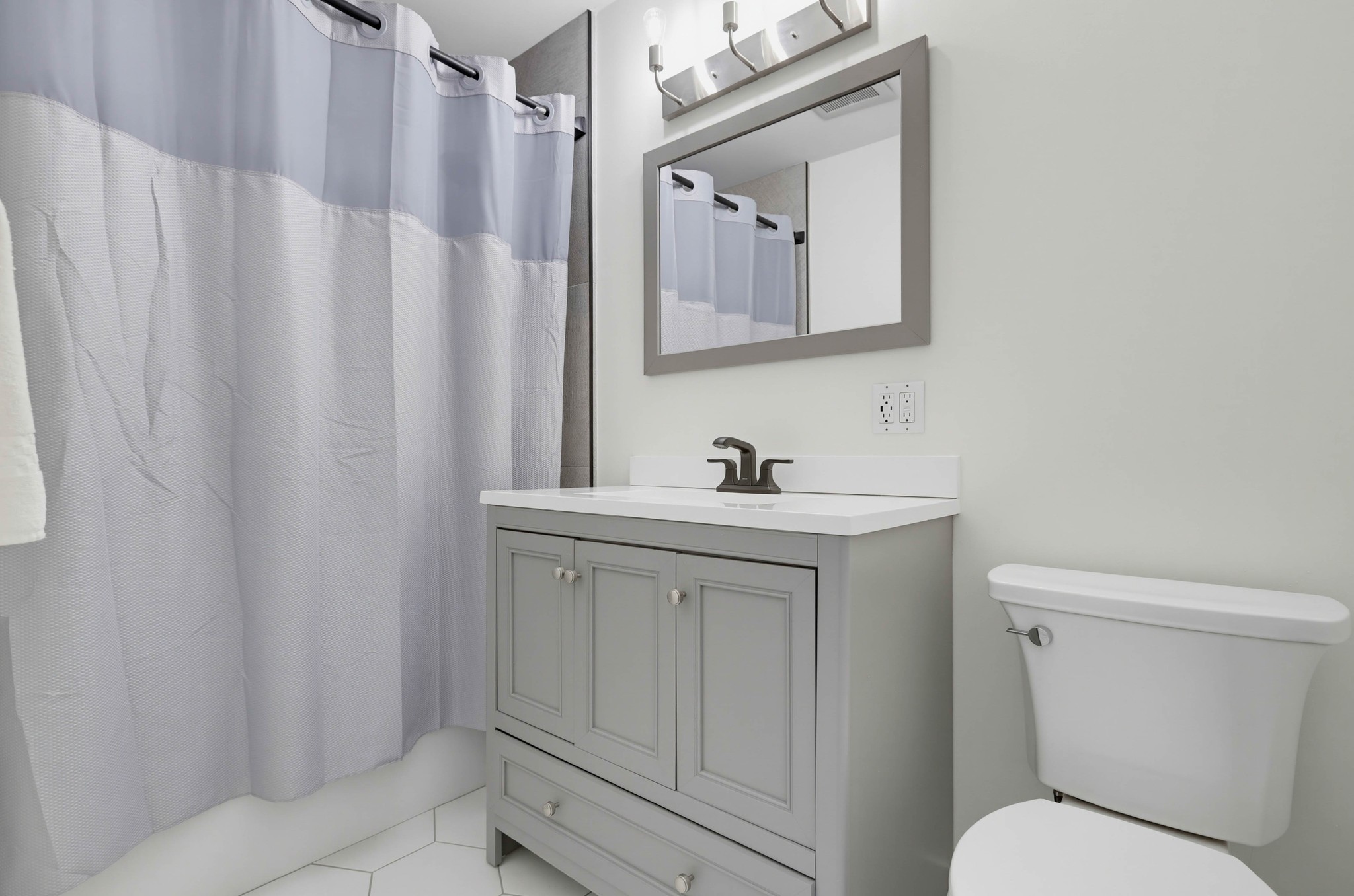 Virtual tour photo 34 of 73 for 16302 Nassau Ln