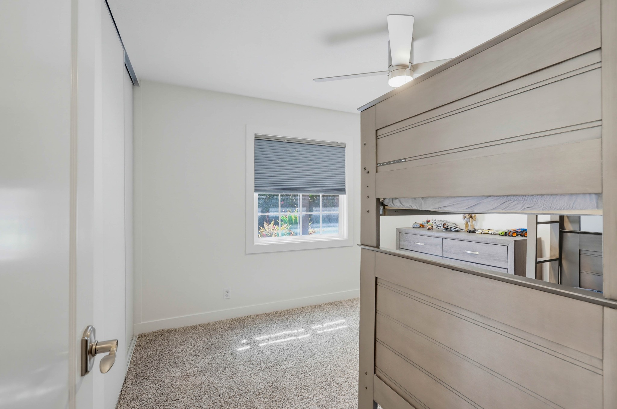 Virtual tour photo 35 of 73 for 16302 Nassau Ln