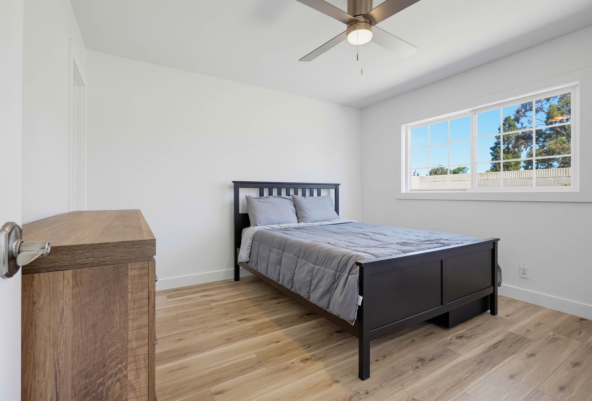 Virtual tour photo 38 of 73 for 16302 Nassau Ln