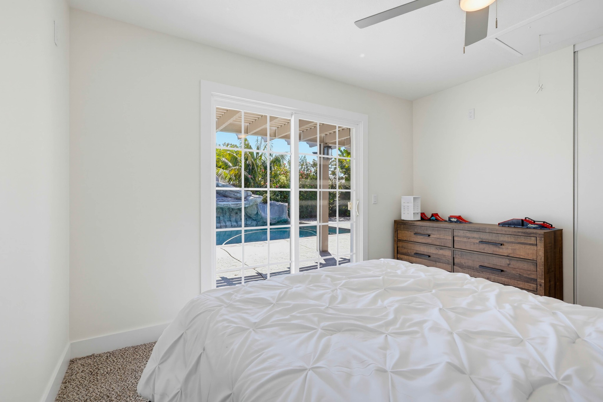 Virtual tour photo 43 of 73 for 16302 Nassau Ln