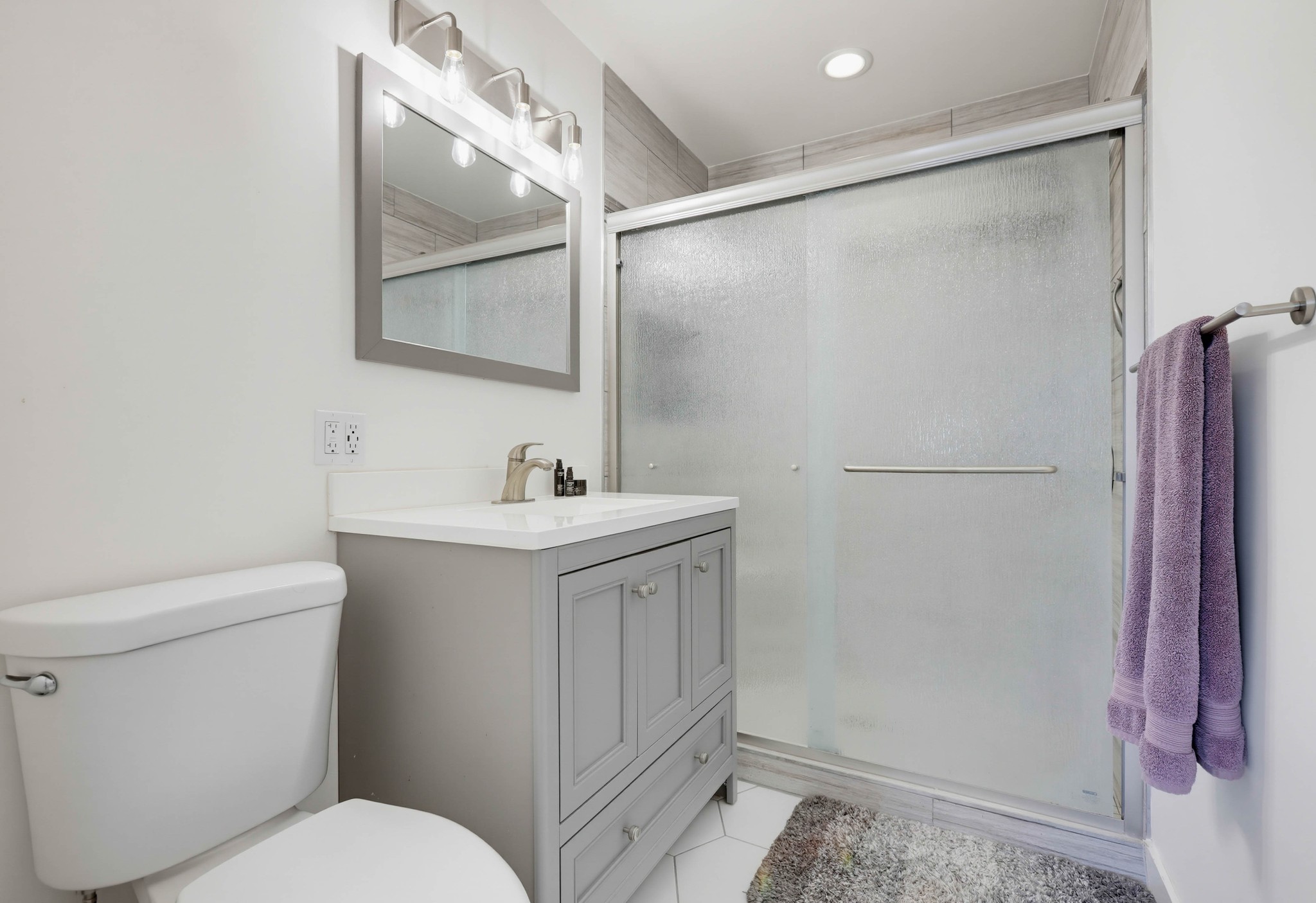 Virtual tour photo 46 of 73 for 16302 Nassau Ln