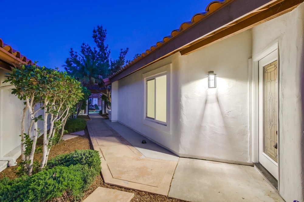 Virtual tour photo 6 of 58 for 16310 Avenida Nobleza