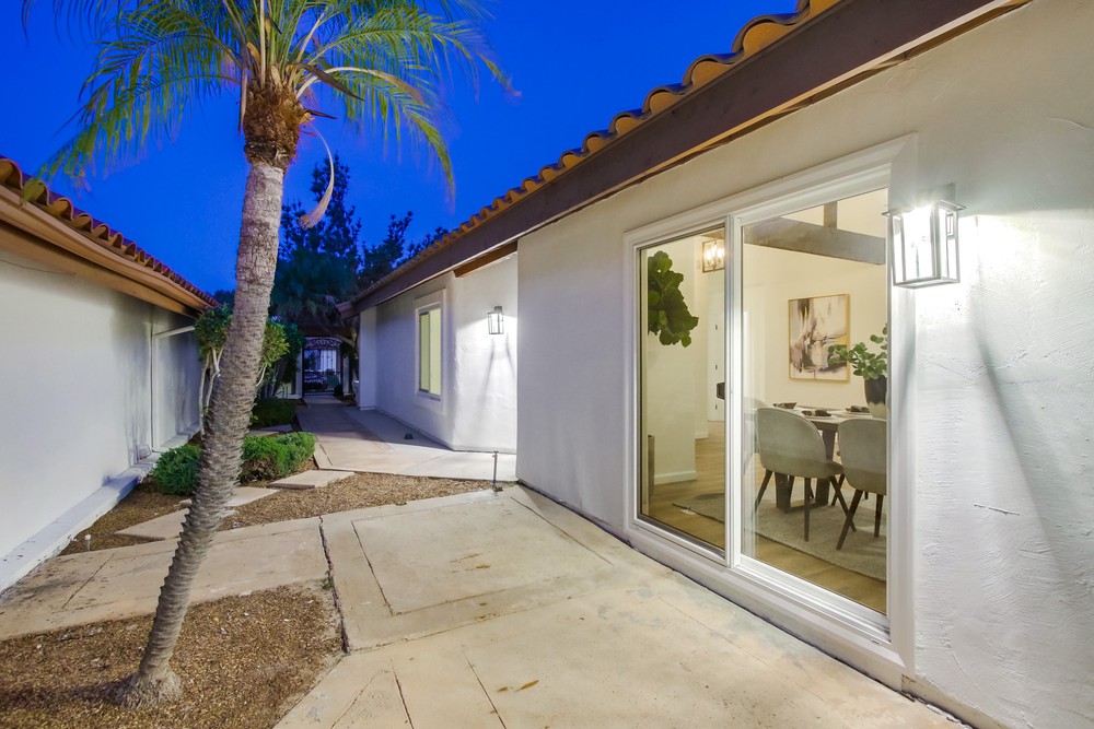 Virtual tour photo 7 of 58 for 16310 Avenida Nobleza