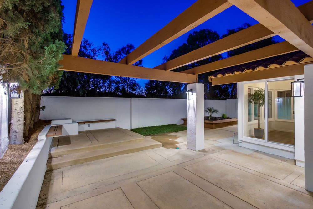 Virtual tour photo 15 of 58 for 16310 Avenida Nobleza